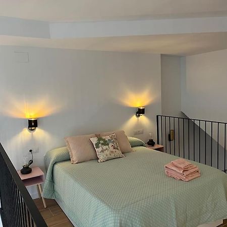 Alameda Velvet Ciudad Ciencias - Housevanlive Валенсия Екстериор снимка